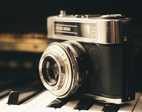 Retro Photo Wizard